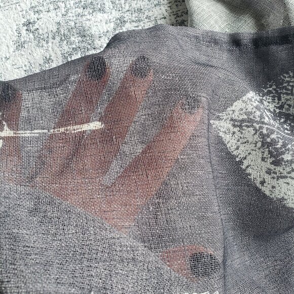 Gorgeous Grey + White Screen Printed Leaf on Linen Look Woven Fabric Vest - Picture 16 of 16